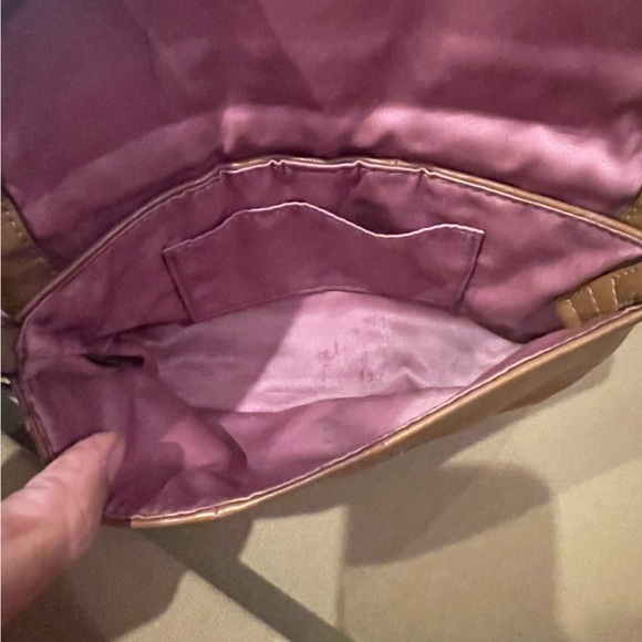 Coach wristlet - Picture 5 of 7